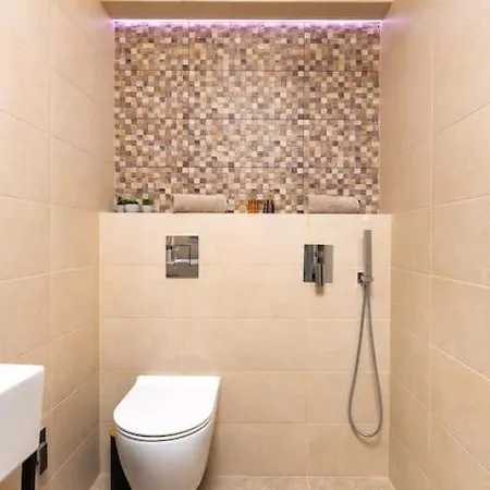 Hidden Gem In The Heart Of Apartament